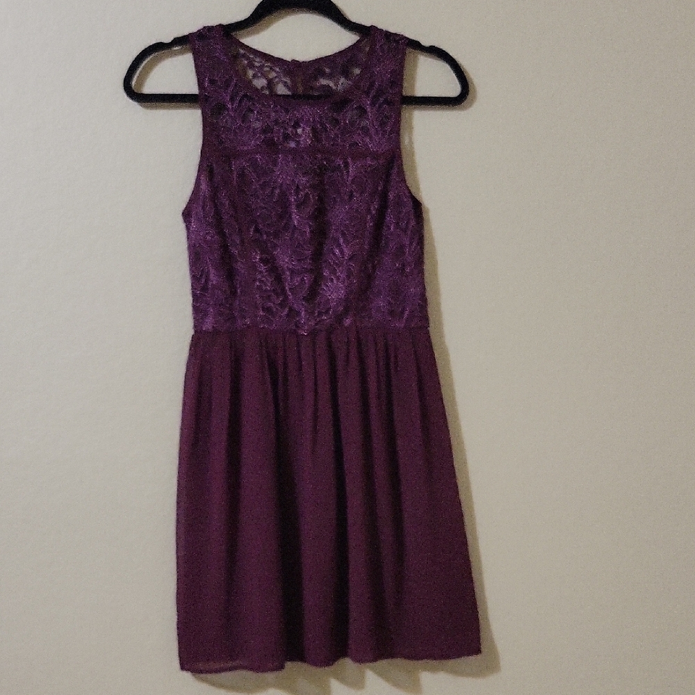 Elegant Purple Lace Dress